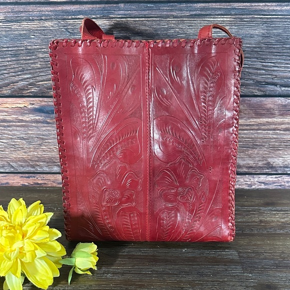 Leaders In Leather Handbags - Leaders in Leather Red Leather Tote bag!